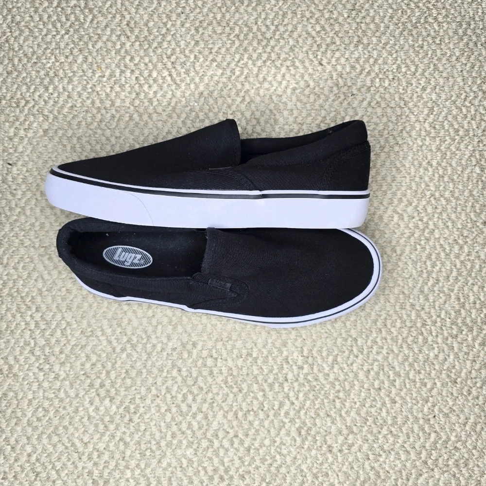 Lugz stylish black